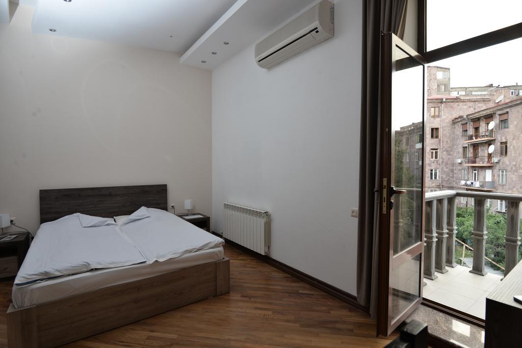 Saryan Hotel יירבאן מראה חיצוני תמונה