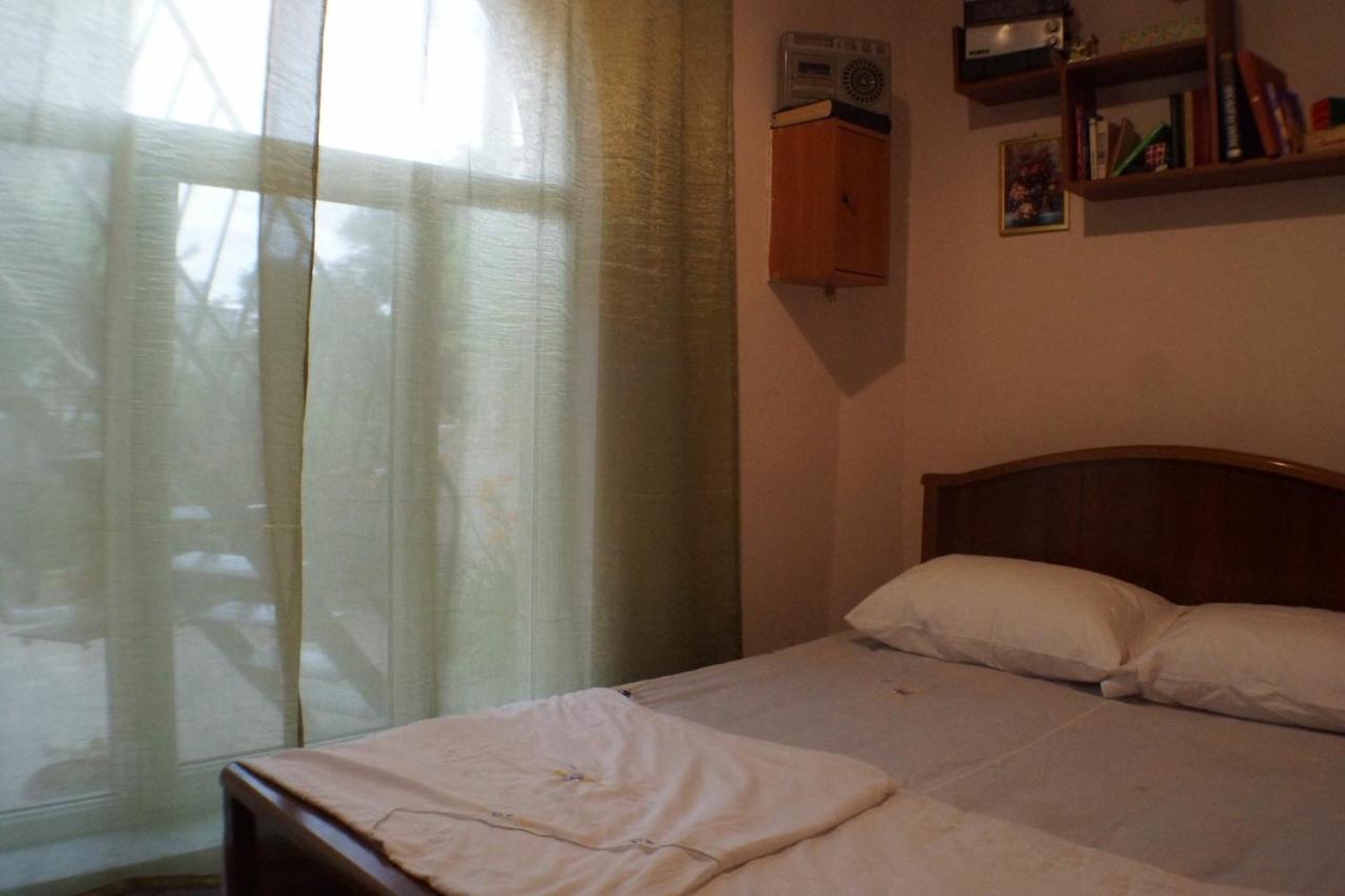 Saryan Hotel יירבאן מראה חיצוני תמונה