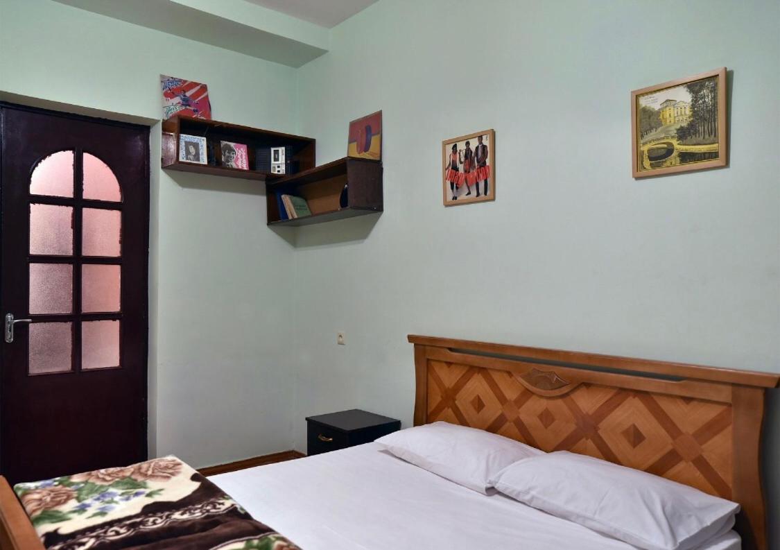 Saryan Hotel יירבאן מראה חיצוני תמונה